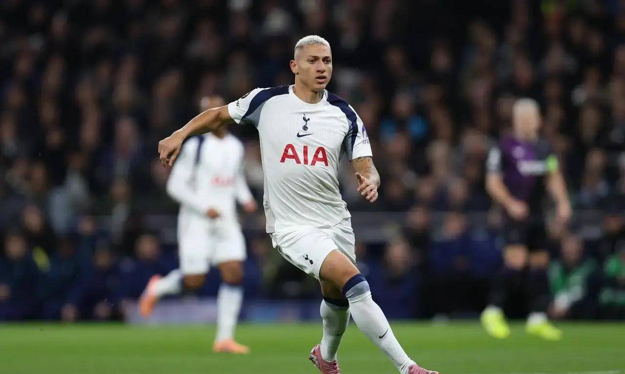 格伊留队又离队!水晶宫内忧外患,热刺客场战弱旅能否反弹?