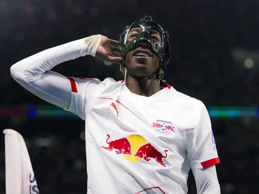 曼联冬窗两潜在引援位置确定!一人标价1亿,阿莫林恐只有最已阵